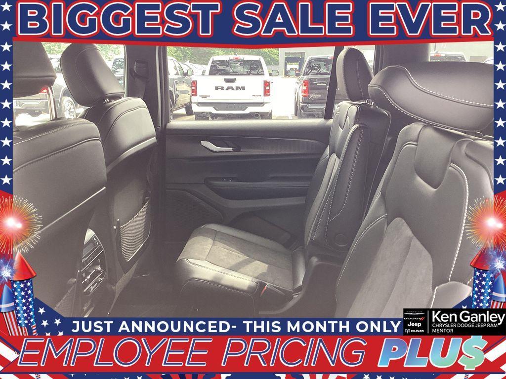 new 2025 Jeep Grand Cherokee L car, priced at $43,452