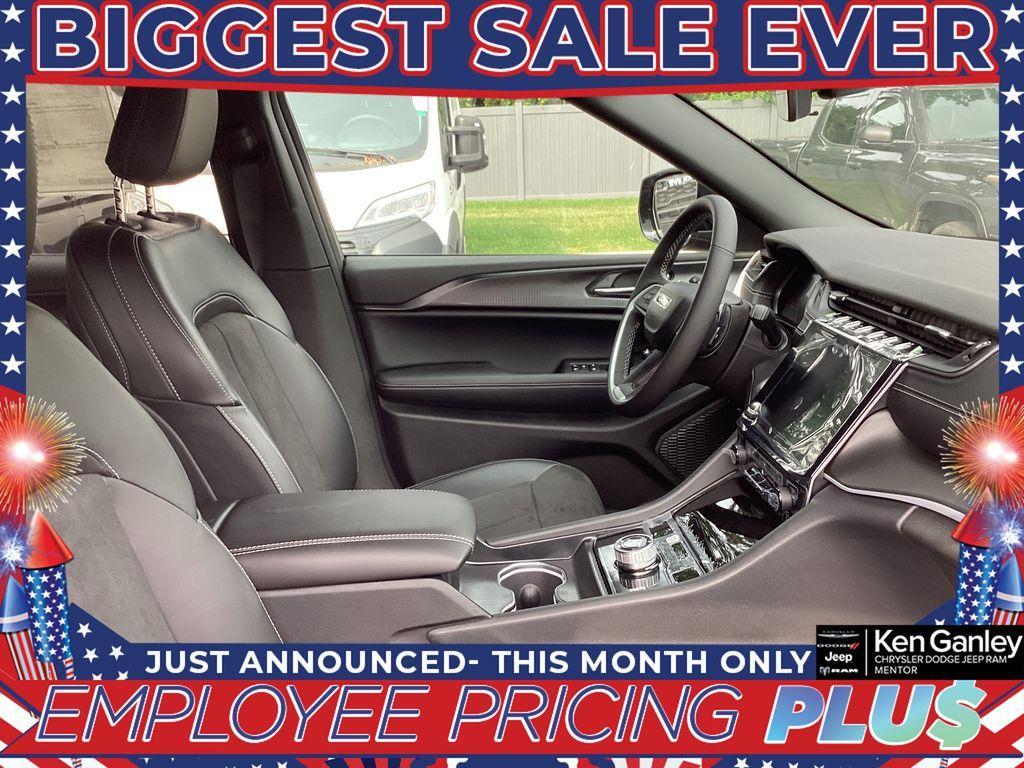 new 2025 Jeep Grand Cherokee L car, priced at $43,452