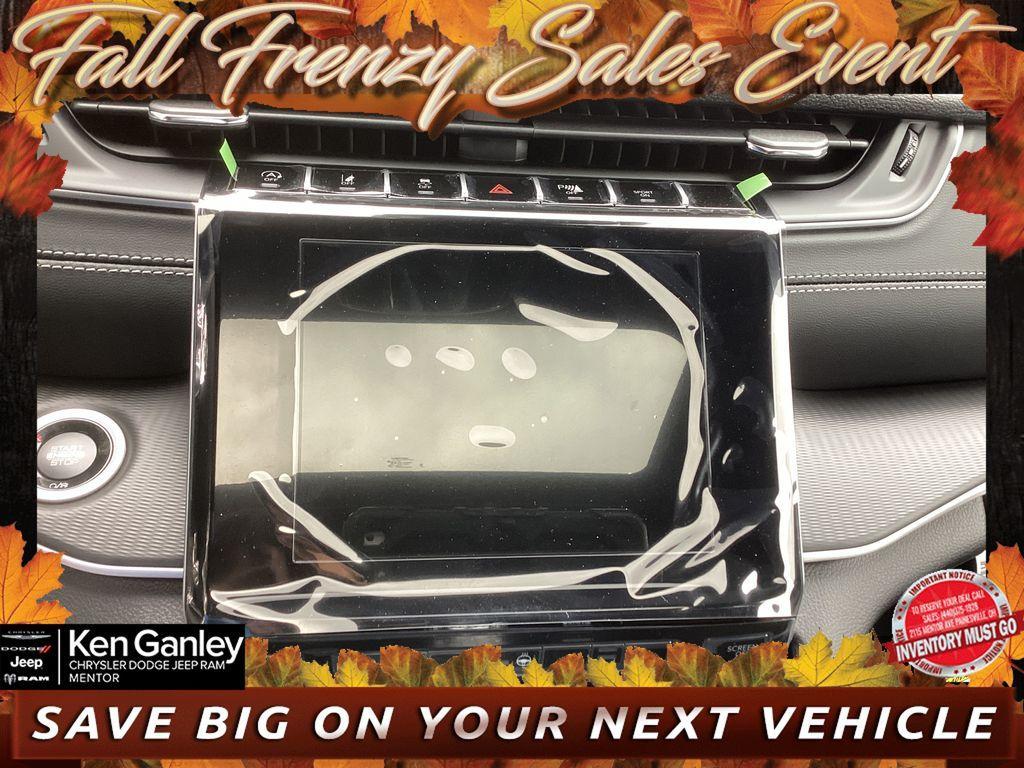 new 2025 Jeep Grand Cherokee car, priced at $41,074