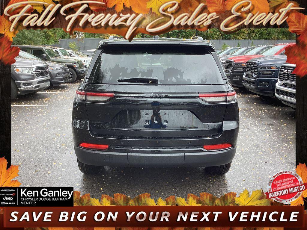 new 2025 Jeep Grand Cherokee car, priced at $41,074
