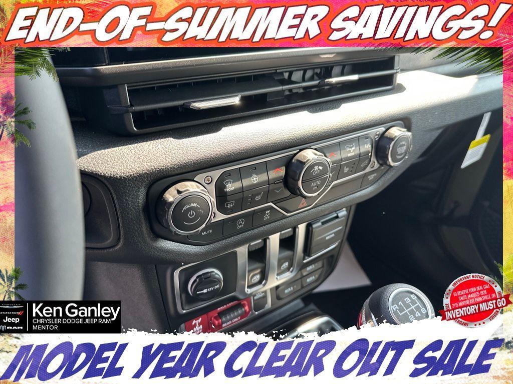 new 2025 Jeep Wrangler car, priced at $40,690