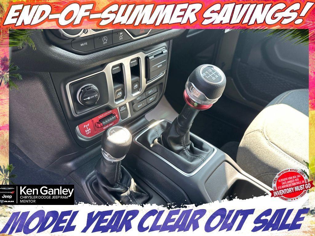 new 2025 Jeep Wrangler car, priced at $40,690