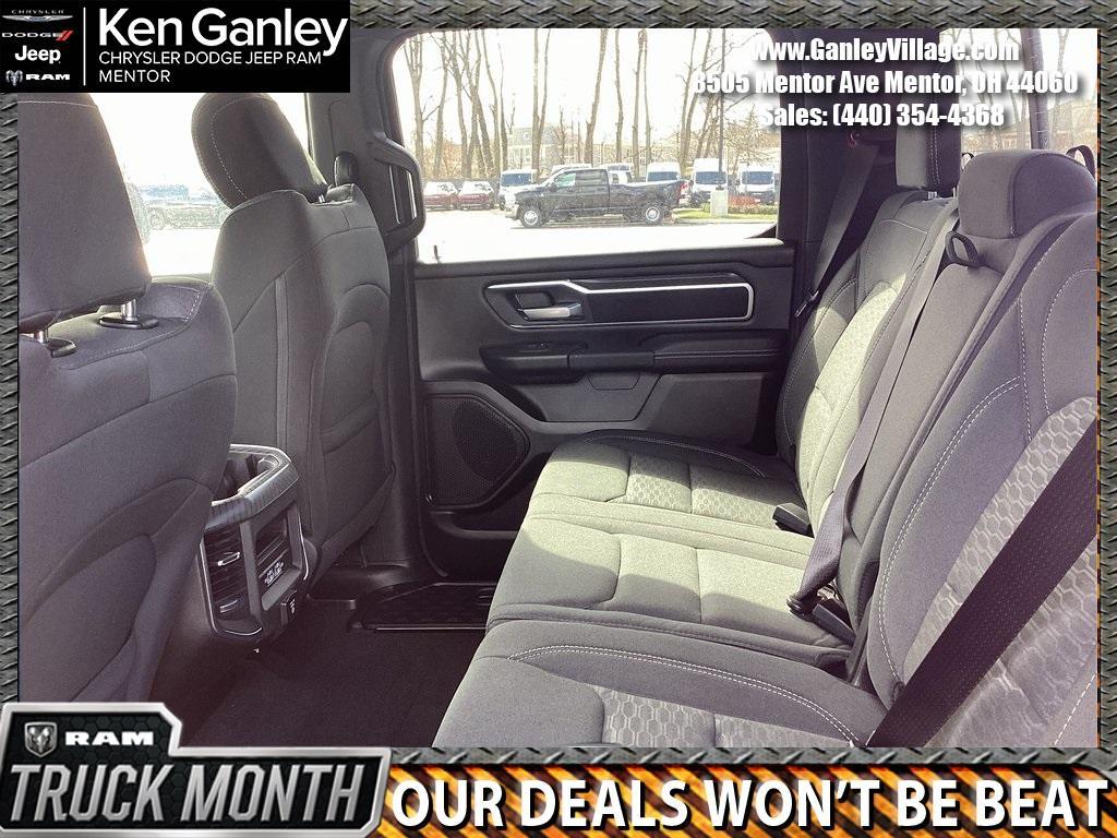 new 2025 Ram 1500 car, priced at $45,423