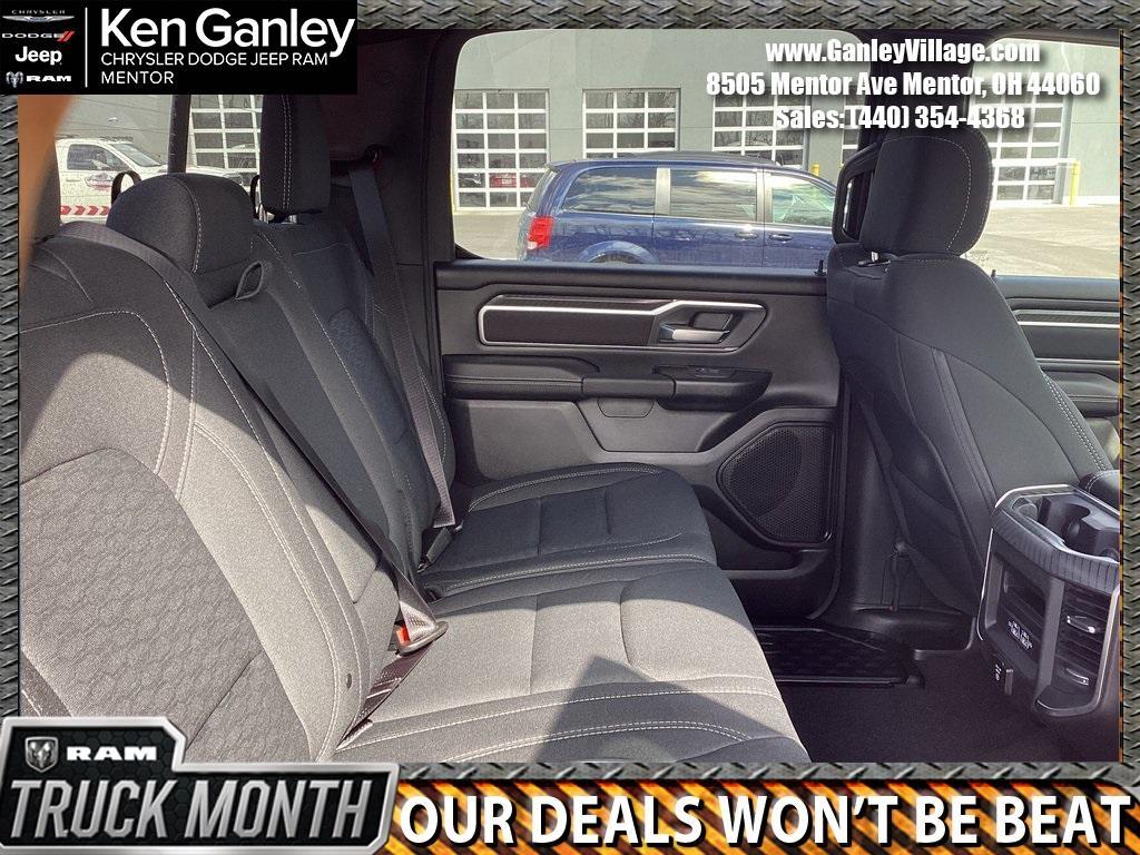 new 2025 Ram 1500 car, priced at $45,423