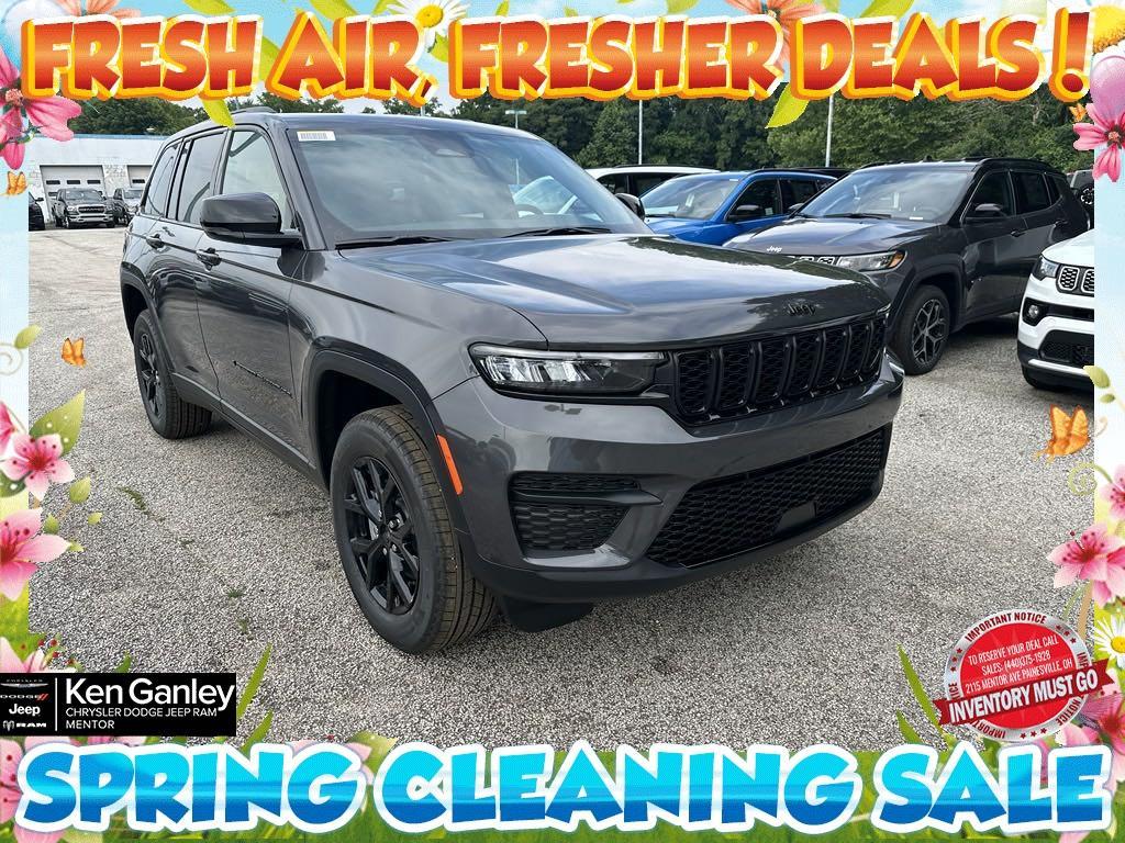 new 2024 Jeep Grand Cherokee car, priced at $44,001