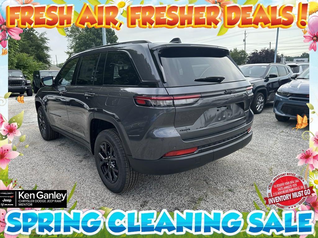 new 2024 Jeep Grand Cherokee car, priced at $44,001