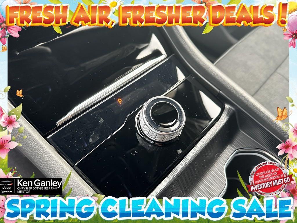 new 2024 Jeep Grand Cherokee car, priced at $44,001