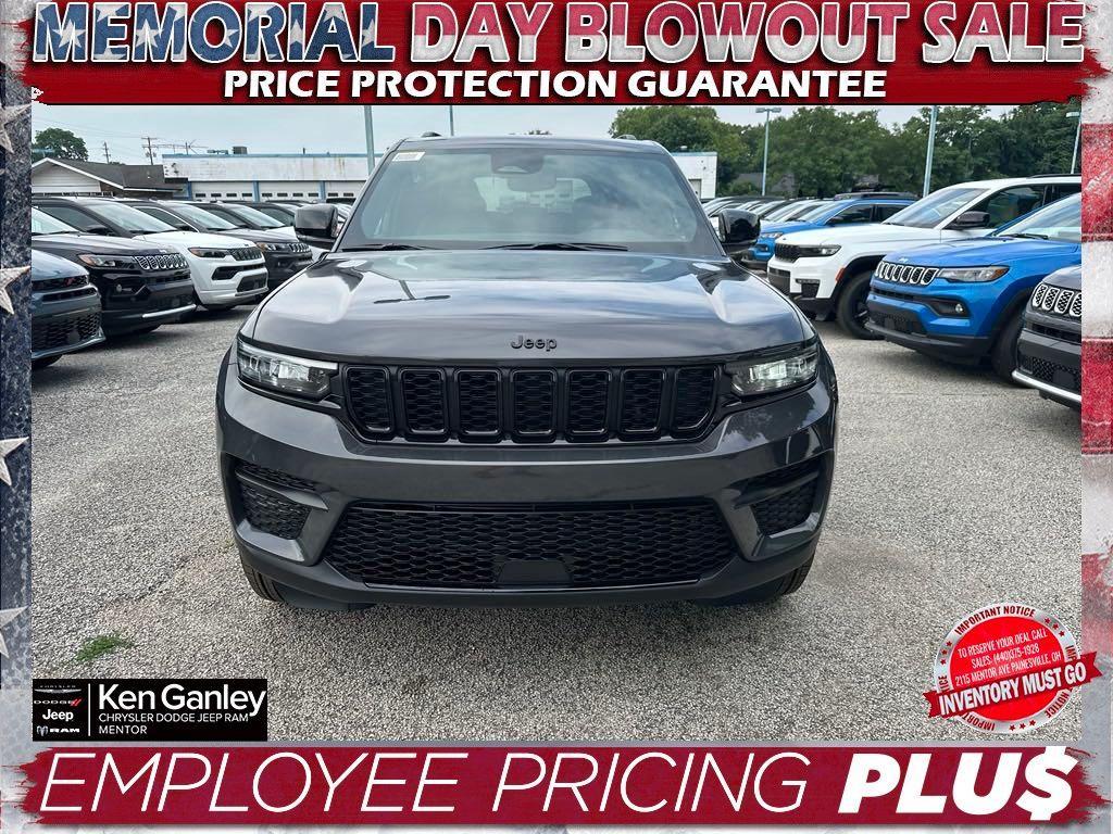 new 2024 Jeep Grand Cherokee car, priced at $44,001
