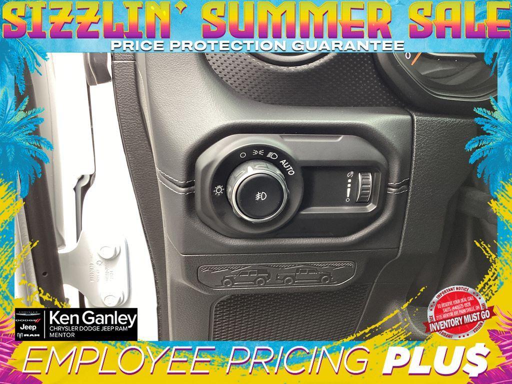 new 2025 Jeep Wrangler car, priced at $56,534
