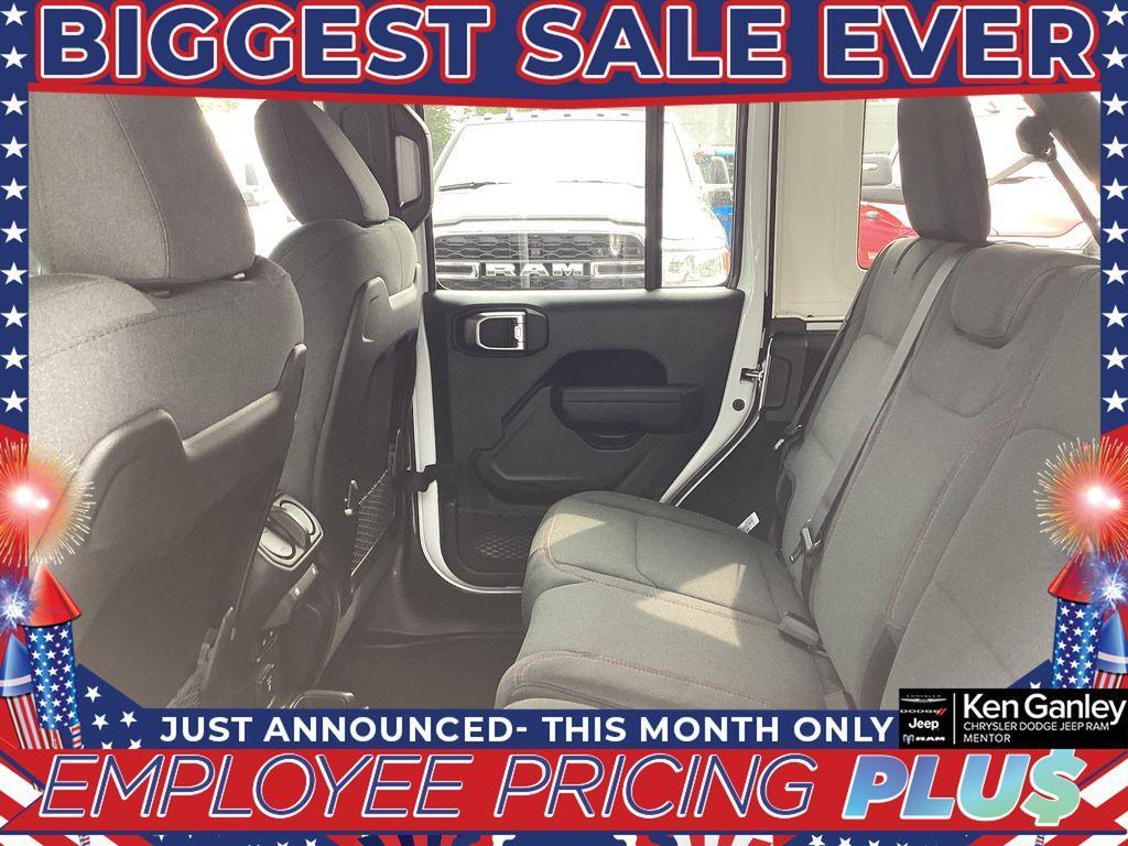 new 2025 Jeep Wrangler car, priced at $56,534