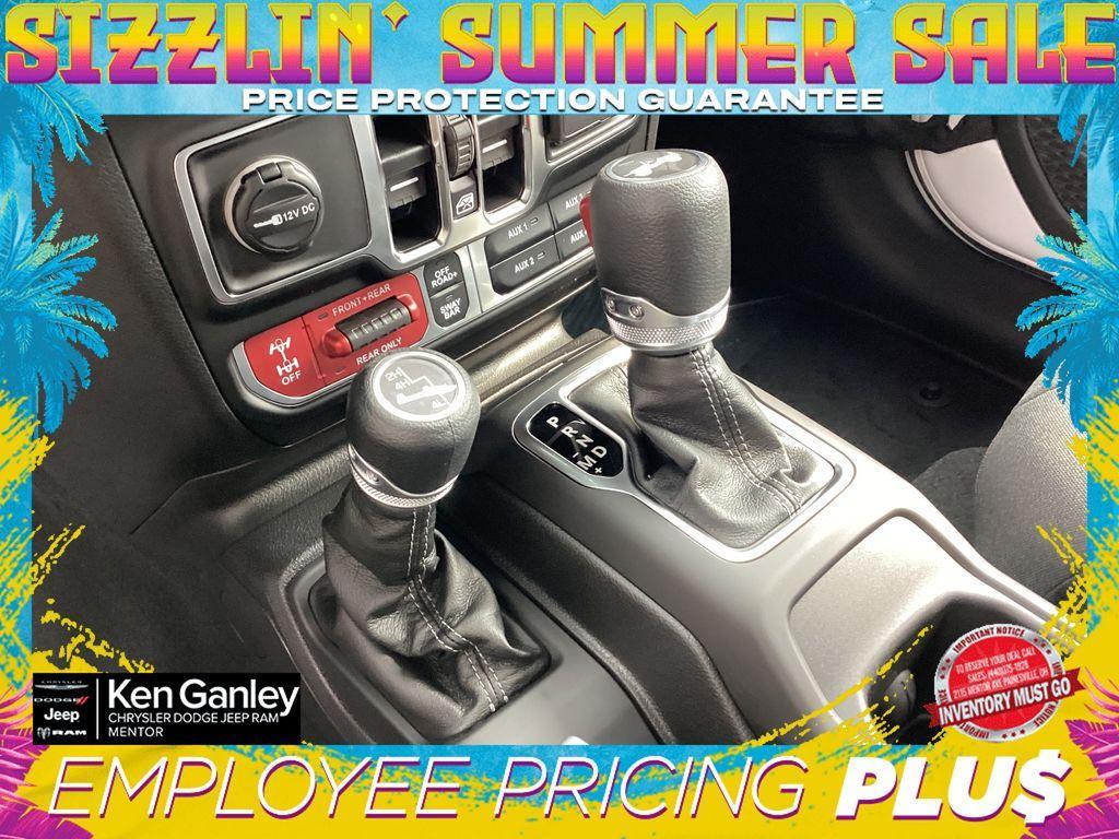 new 2025 Jeep Wrangler car, priced at $56,534