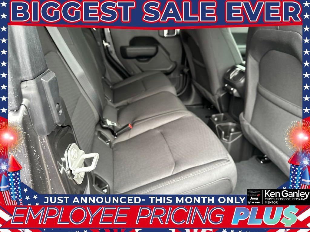 new 2023 Jeep Gladiator car, priced at $39,995