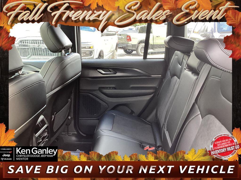 new 2025 Jeep Grand Cherokee car, priced at $44,480