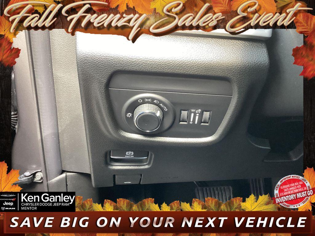 new 2025 Jeep Grand Cherokee car, priced at $44,480