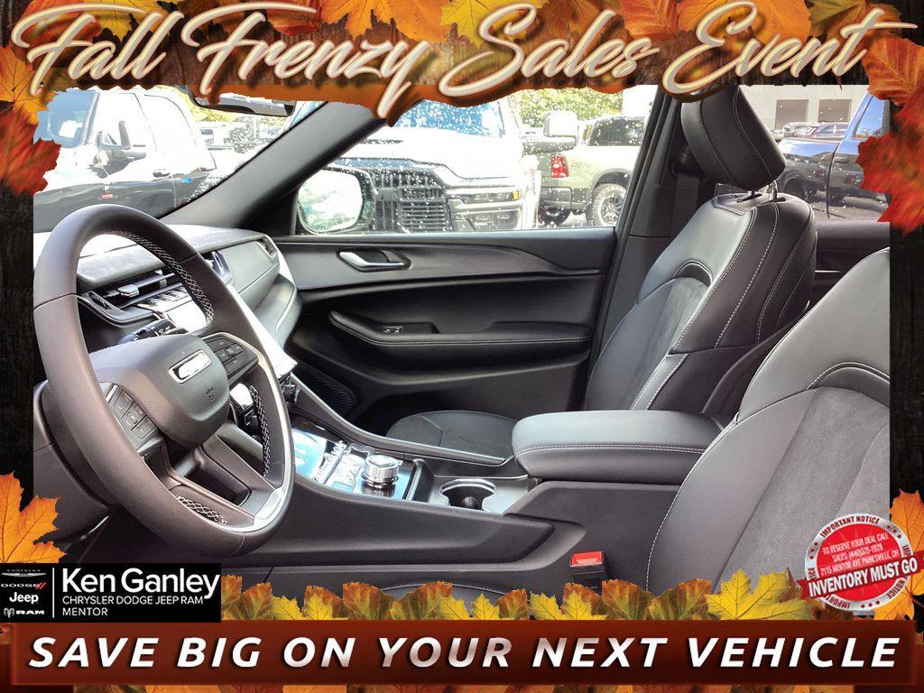 new 2025 Jeep Grand Cherokee car, priced at $44,480