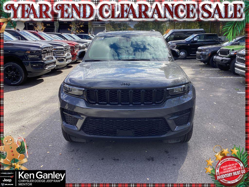 new 2025 Jeep Grand Cherokee car, priced at $44,480