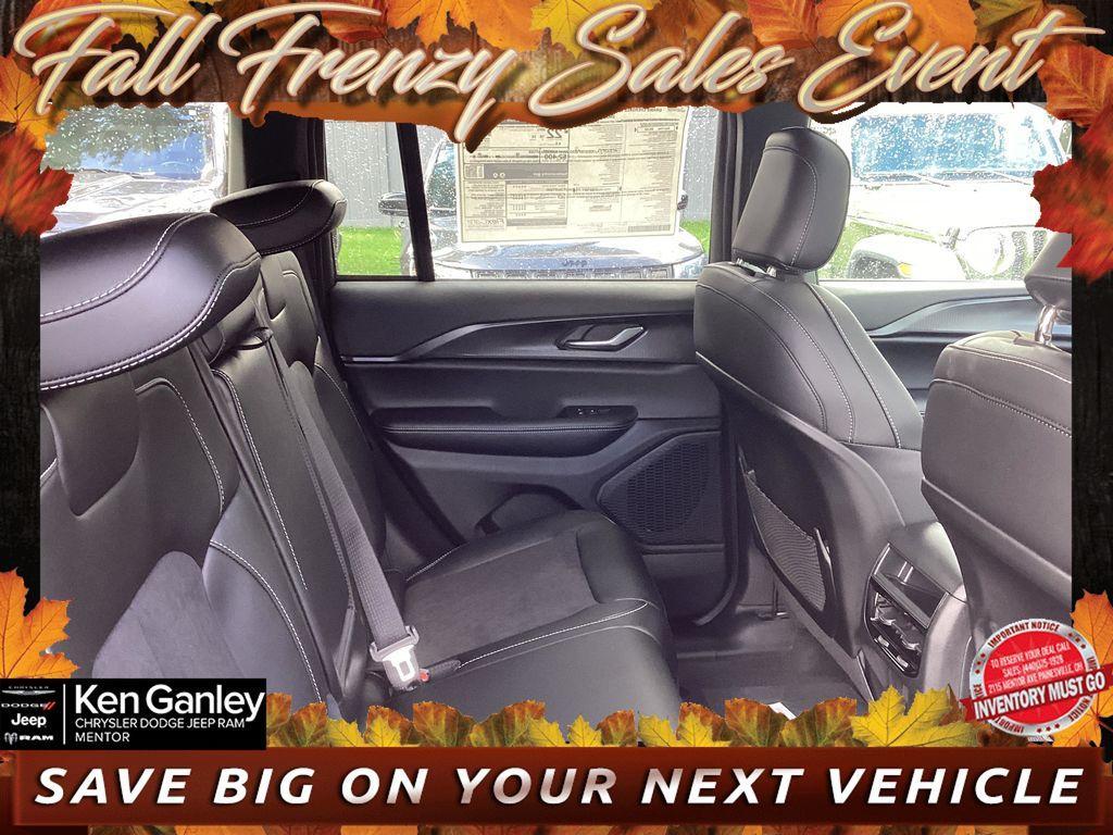 new 2025 Jeep Grand Cherokee car, priced at $44,480