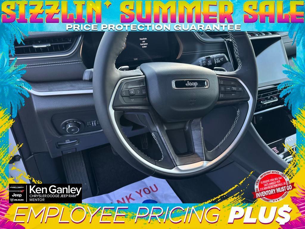 new 2025 Jeep Grand Cherokee car, priced at $44,901