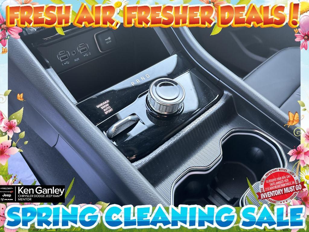 new 2025 Jeep Grand Cherokee car, priced at $43,406