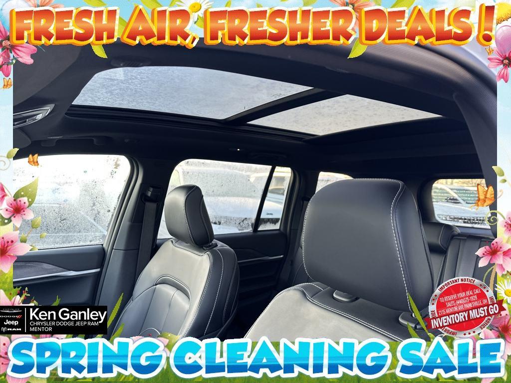 new 2025 Jeep Grand Cherokee car, priced at $43,406