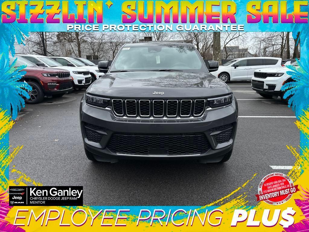 new 2025 Jeep Grand Cherokee car, priced at $38,614