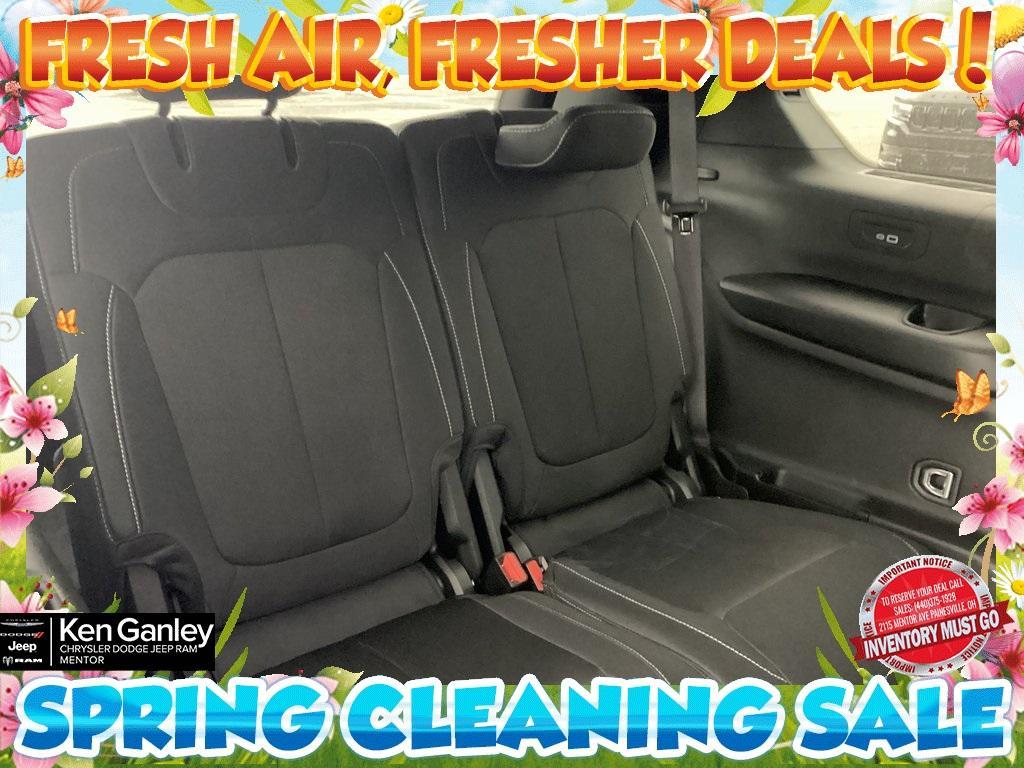 new 2025 Jeep Grand Cherokee L car, priced at $42,720