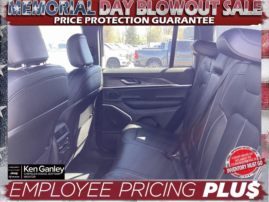 new 2025 Jeep Grand Cherokee 4xe car, priced at $57,078