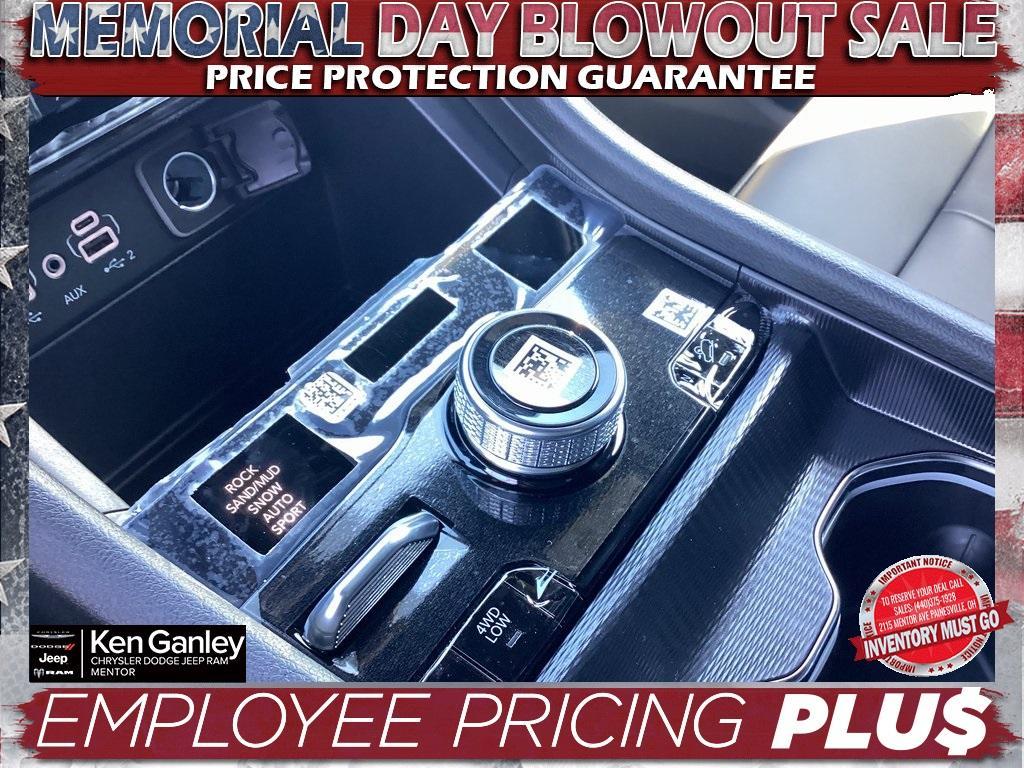 new 2025 Jeep Grand Cherokee 4xe car, priced at $57,078