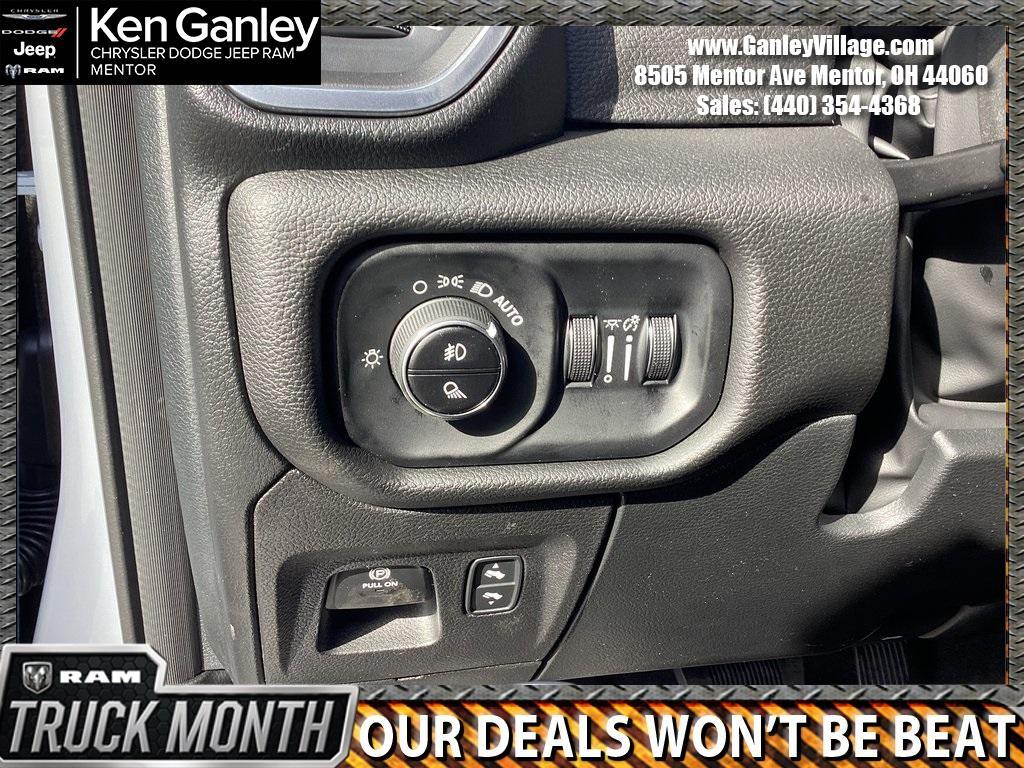 new 2025 Ram 1500 car, priced at $48,568
