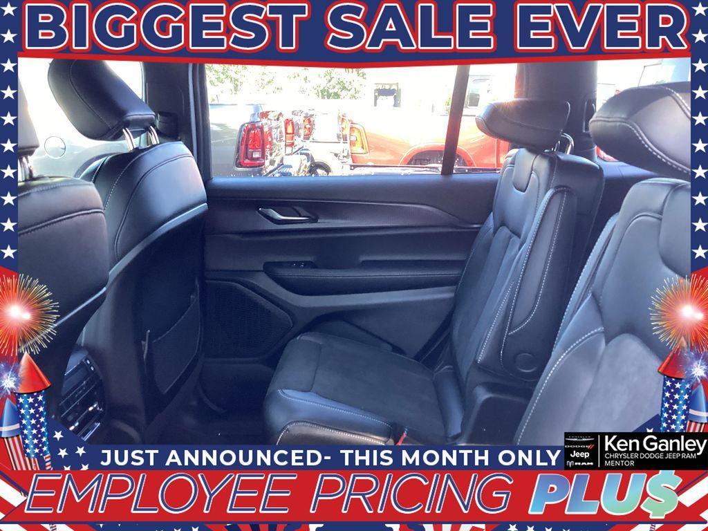 new 2025 Jeep Grand Cherokee L car, priced at $42,857