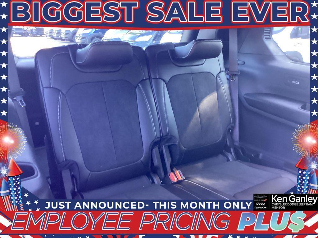 new 2025 Jeep Grand Cherokee L car, priced at $42,857