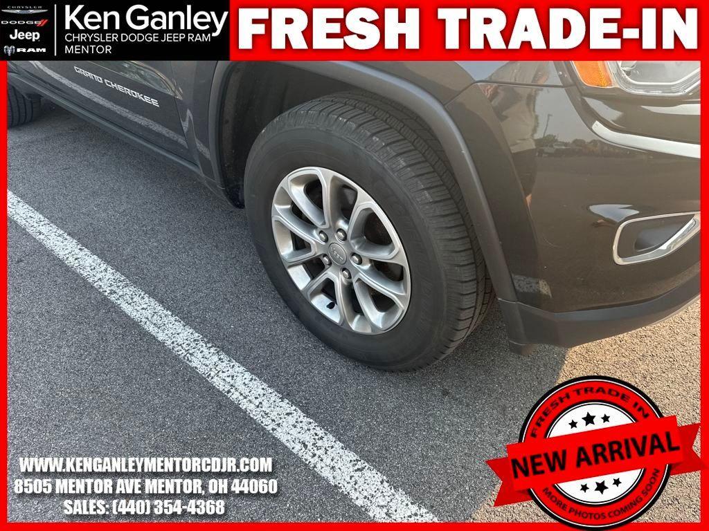 used 2015 Jeep Grand Cherokee car, priced at $13,900
