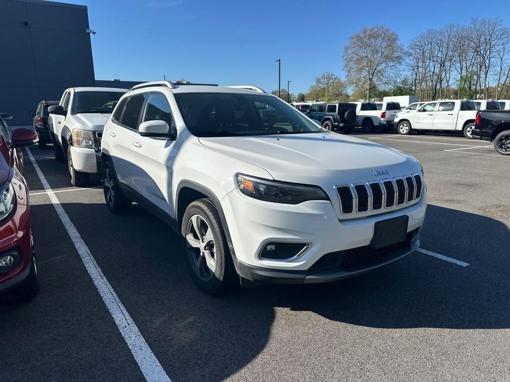 used 2020 Jeep Cherokee car, priced at $18,150