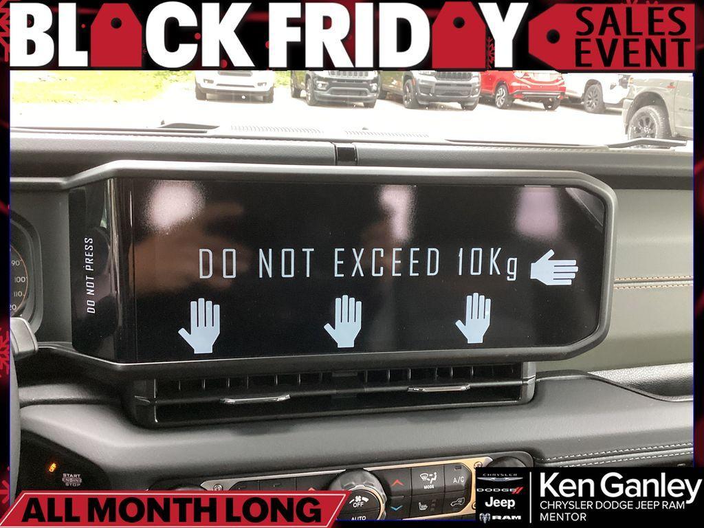 new 2025 Jeep Gladiator car, priced at $54,423