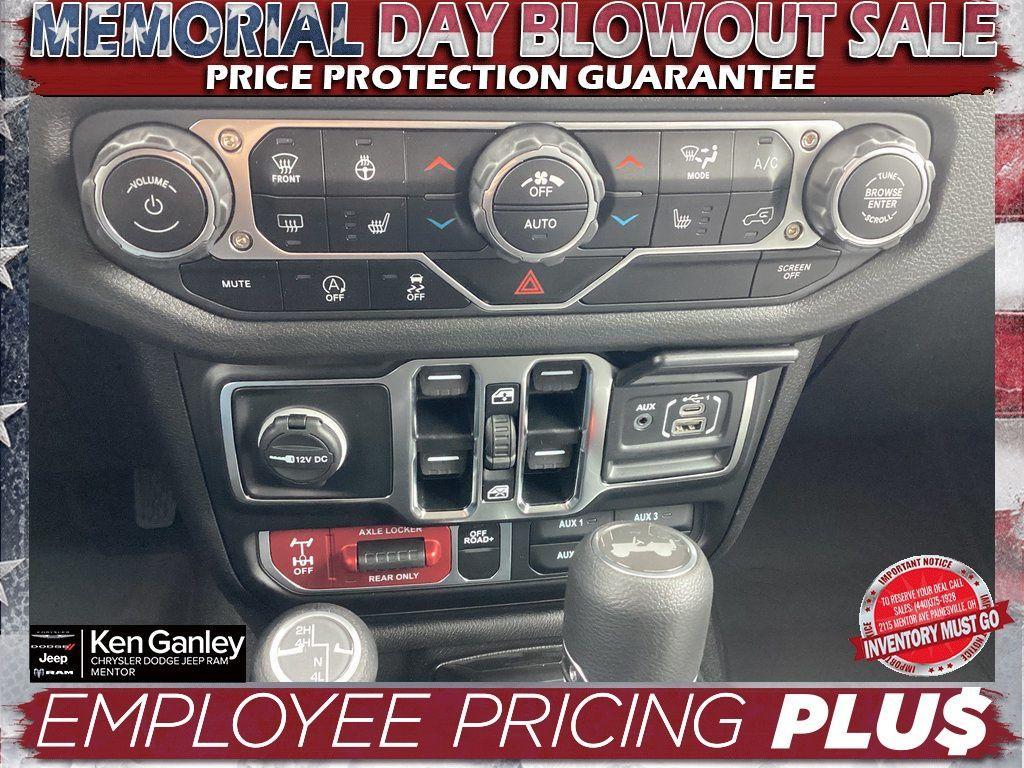 new 2025 Jeep Wrangler car, priced at $50,090