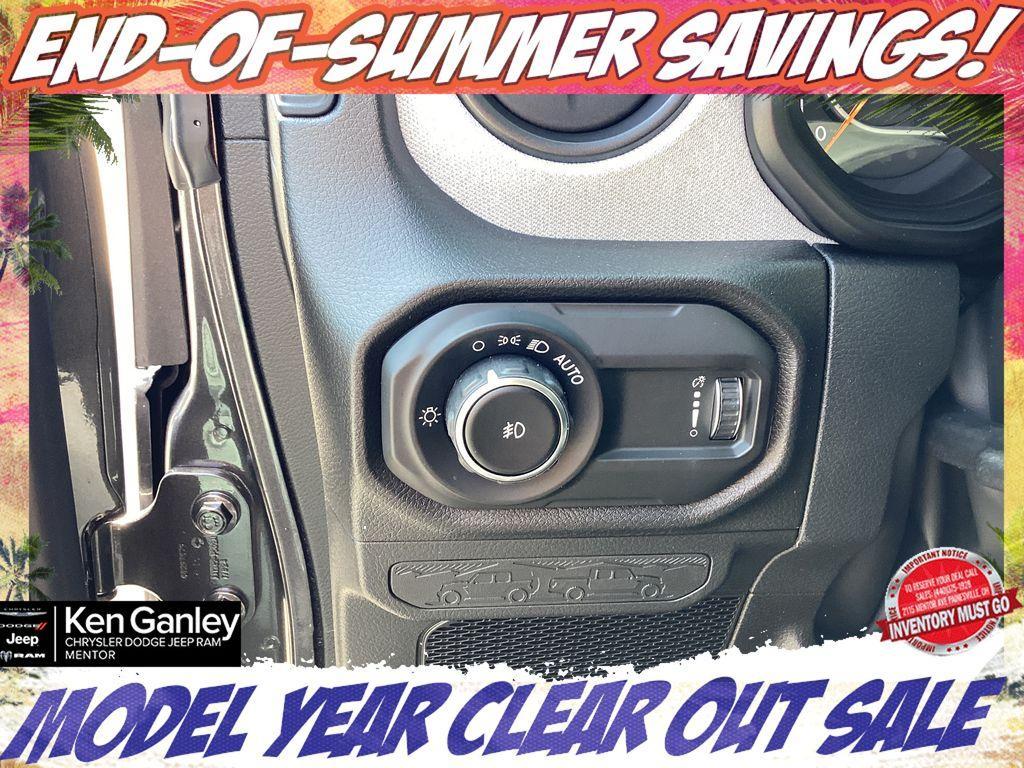 new 2025 Jeep Wrangler car, priced at $47,790