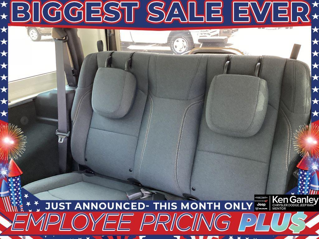 new 2025 Jeep Wrangler car, priced at $32,700