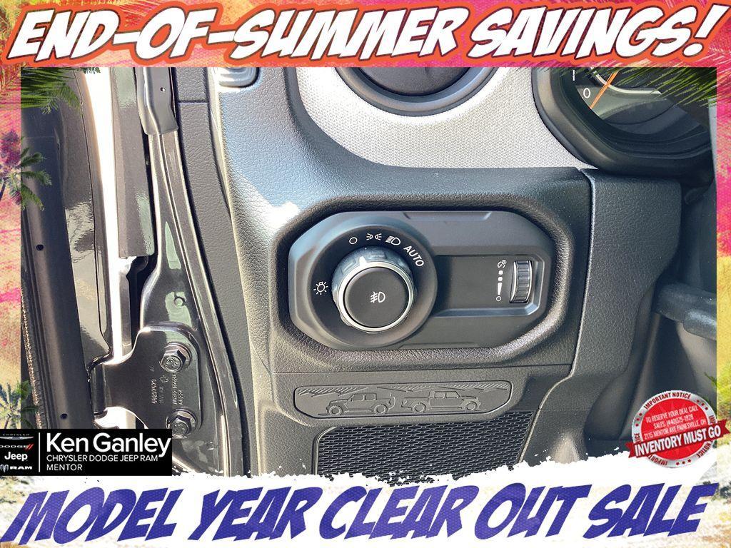 new 2025 Jeep Wrangler car, priced at $47,790