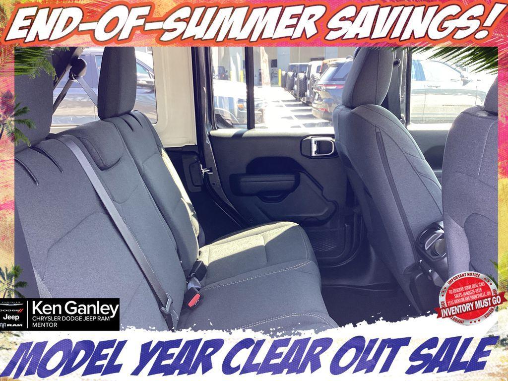 new 2025 Jeep Wrangler car, priced at $47,790