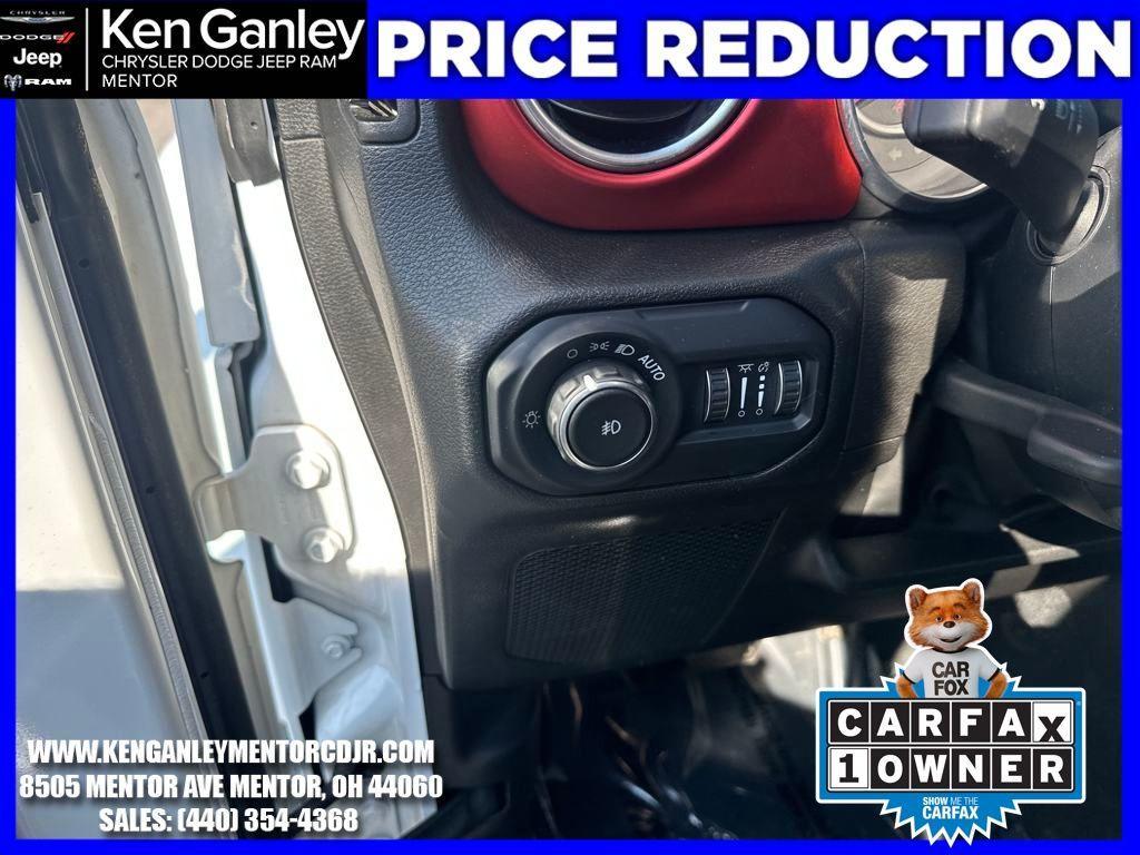 used 2022 Jeep Wrangler Unlimited car, priced at $37,400