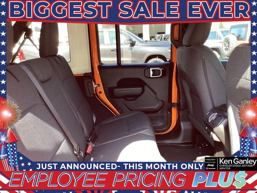 new 2025 Jeep Wrangler car, priced at $48,390