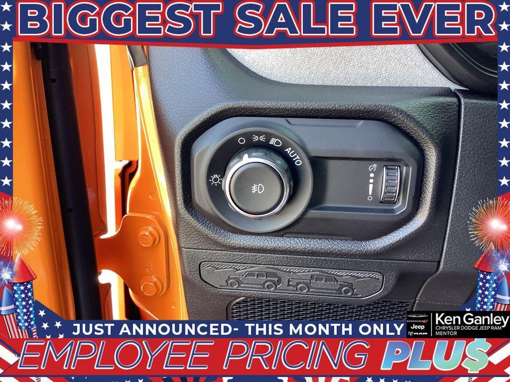 new 2025 Jeep Wrangler car, priced at $48,390