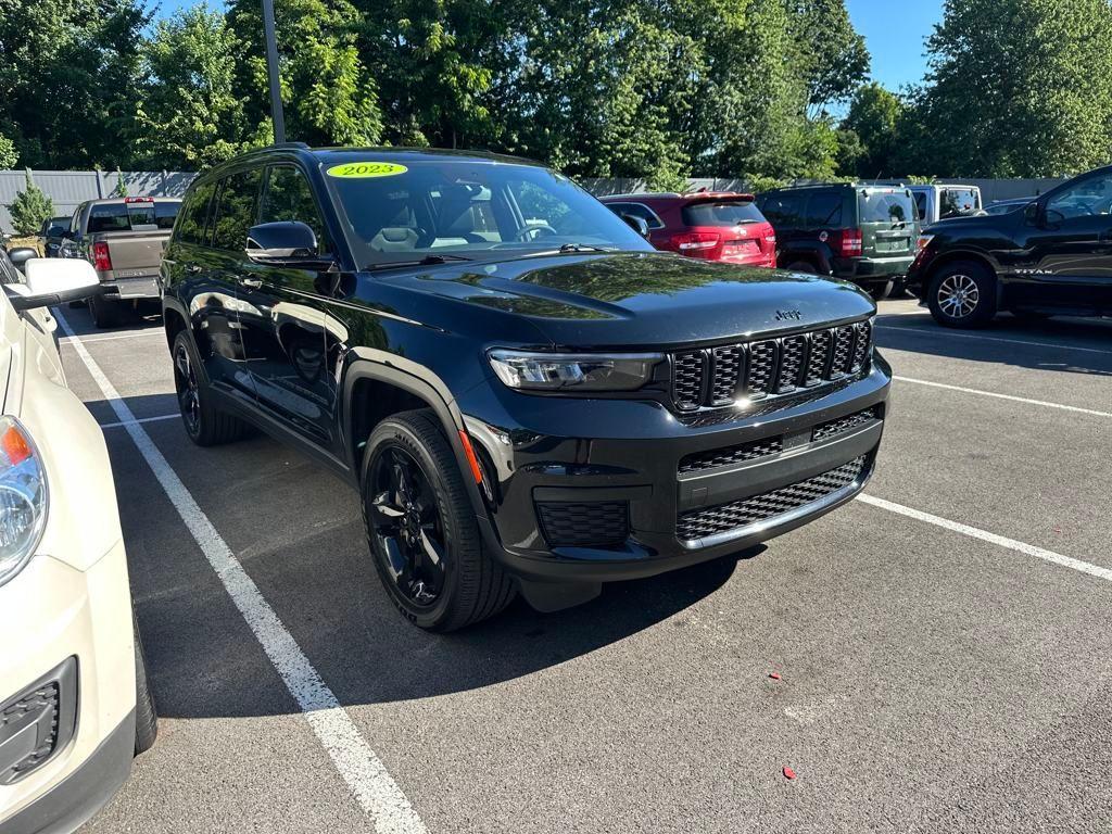 used 2023 Jeep Grand Cherokee L car, priced at $28,900