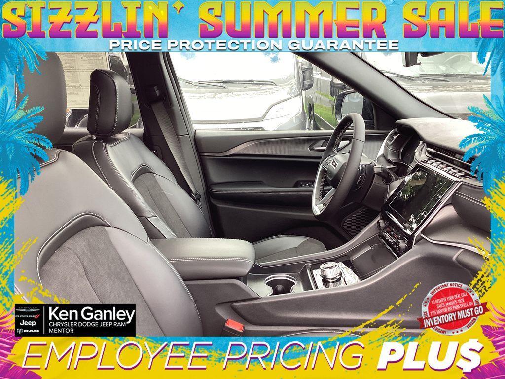 new 2025 Jeep Grand Cherokee L car, priced at $45,892