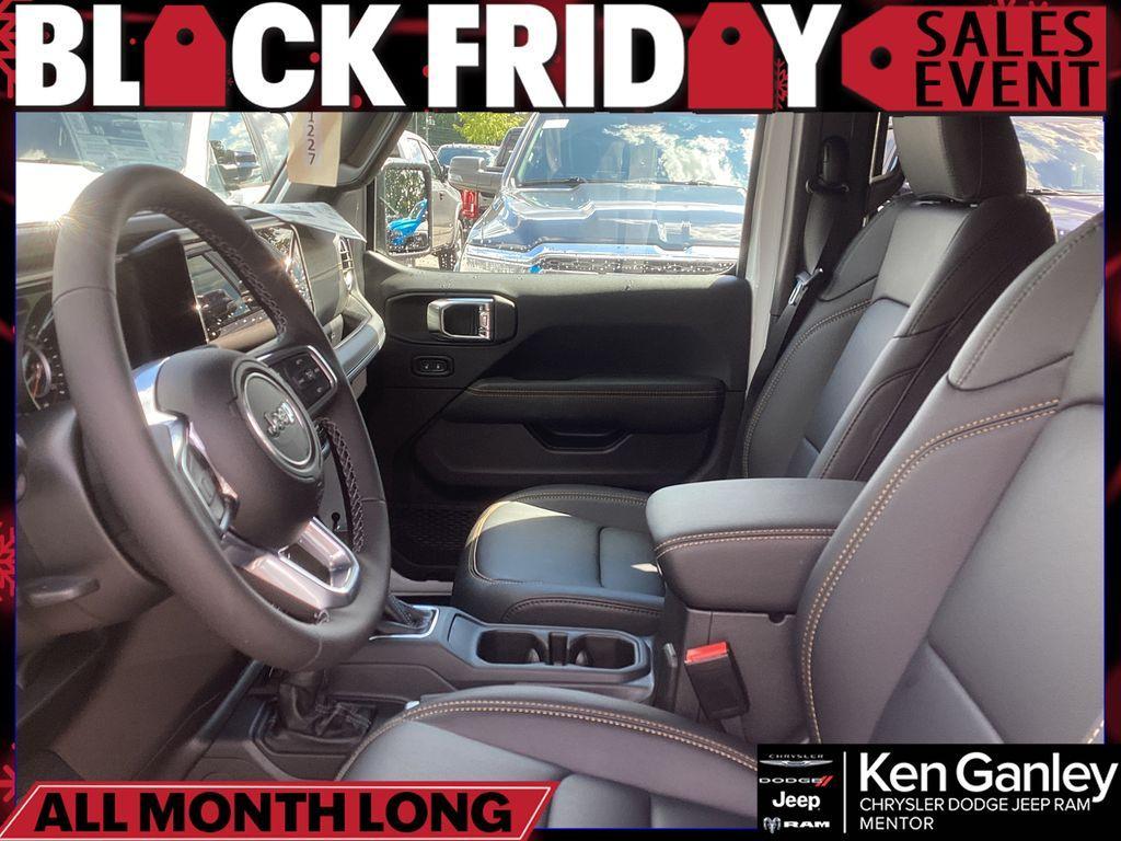 new 2025 Jeep Wrangler car, priced at $53,625