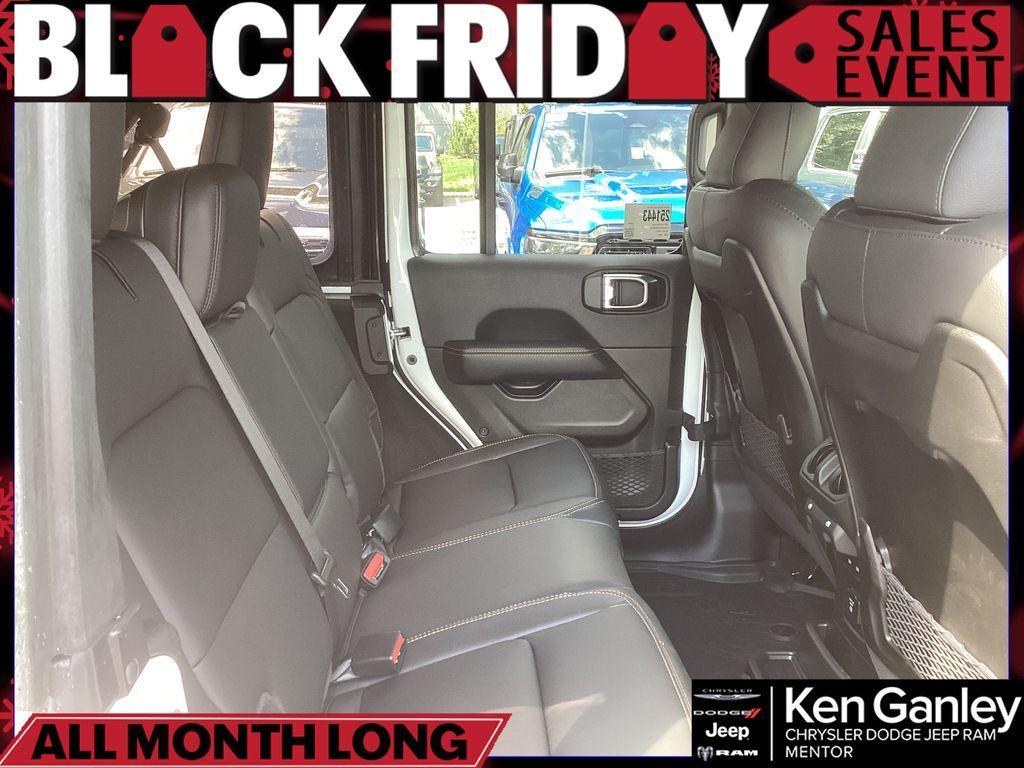 new 2025 Jeep Wrangler car, priced at $53,625