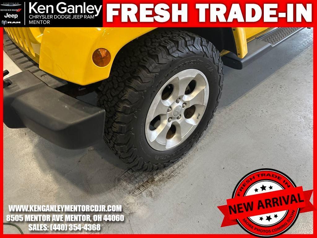 used 2015 Jeep Wrangler Unlimited car, priced at $21,900
