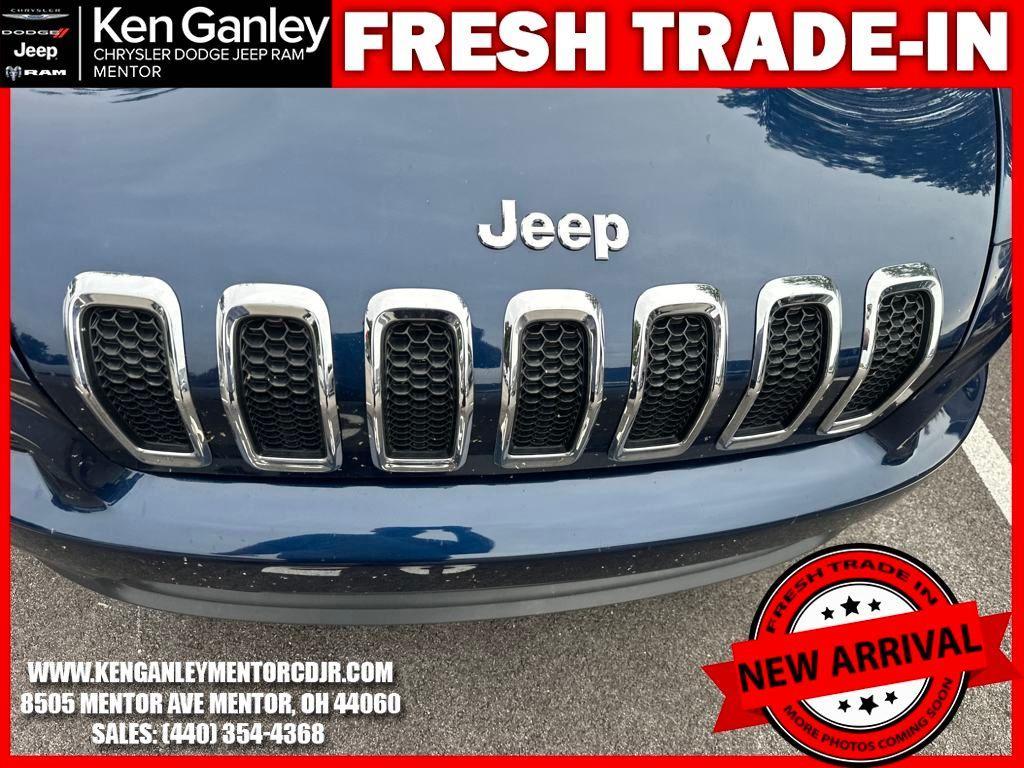 used 2018 Jeep Cherokee car, priced at $12,900