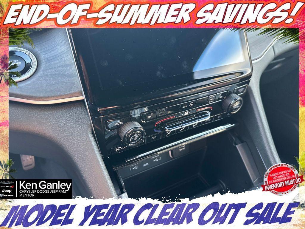 new 2025 Jeep Grand Cherokee L car, priced at $47,376