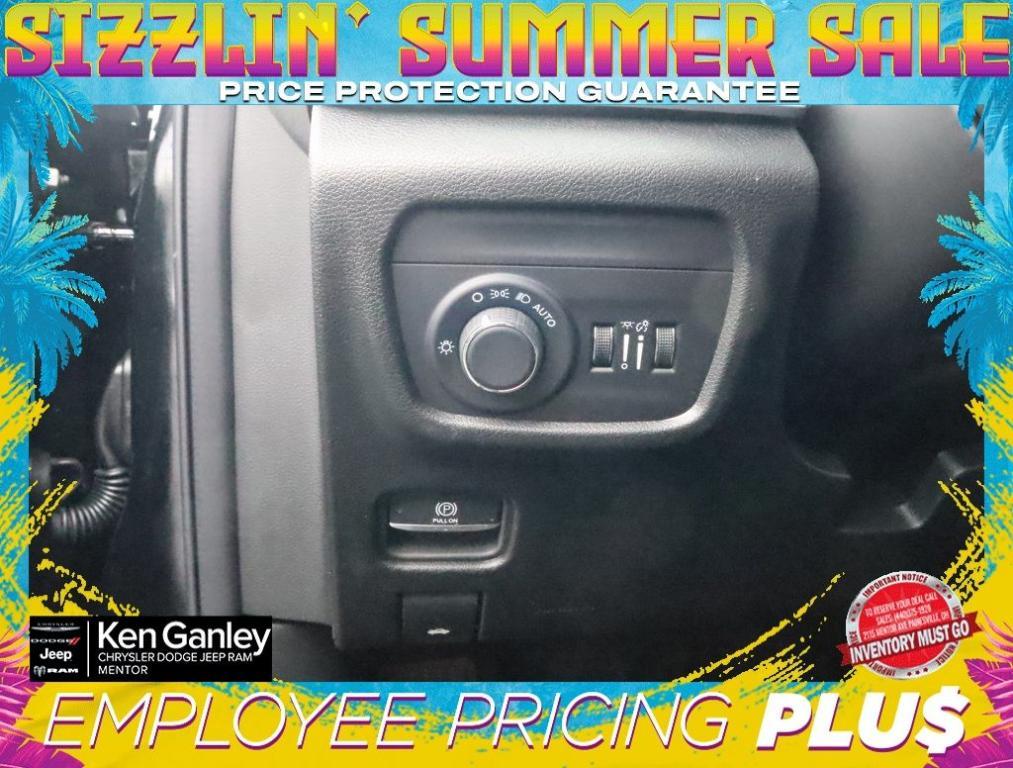new 2025 Jeep Grand Cherokee car, priced at $38,614